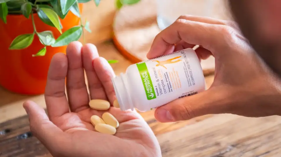 Herbalife Formula 2 Vitamin & Mineral Complex Uomo